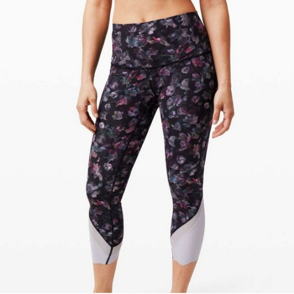NWOT 💎 Lululemon Reversible Leggings size 2